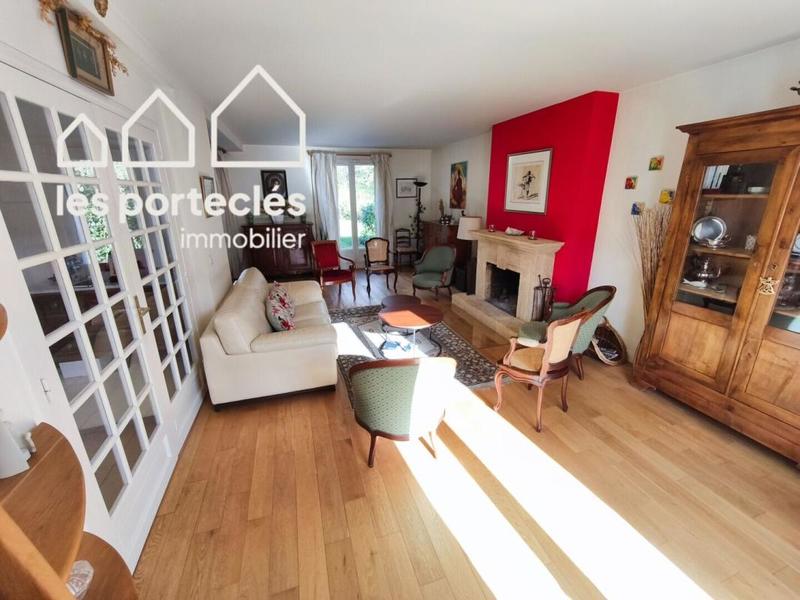 Maison - 179 m² - 7 pièces