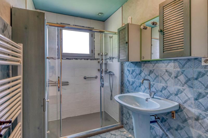 Maison - 92 m² - 5 pièces