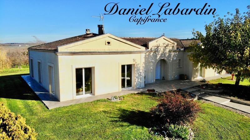 Villa - 188 m² - 6 pièces