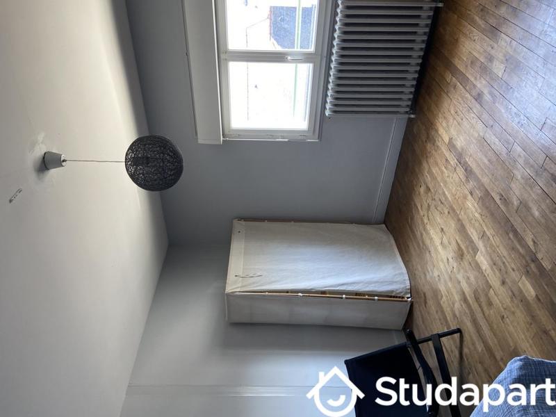 Chambre - 15 m² - 1 pièce