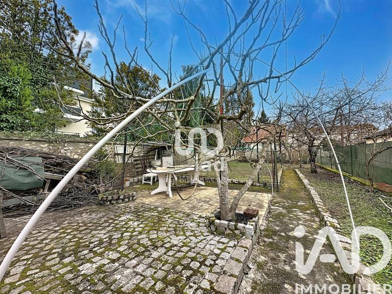 Maison - 112 m² - 8 pièces