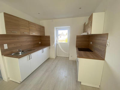 Maison - 107 m² - 7 pièces