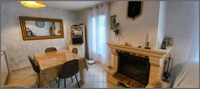 Maison - 98 m² - 5 pièces
