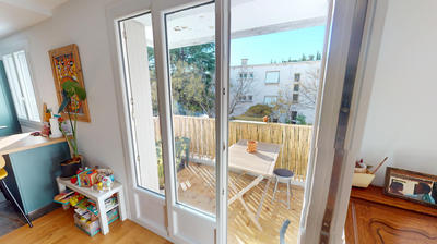 Appartement - 80 m² - 4 pièces