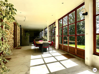 Immeuble - 700 m² - 15 pièces