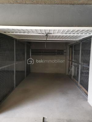 Garage - 14 m²