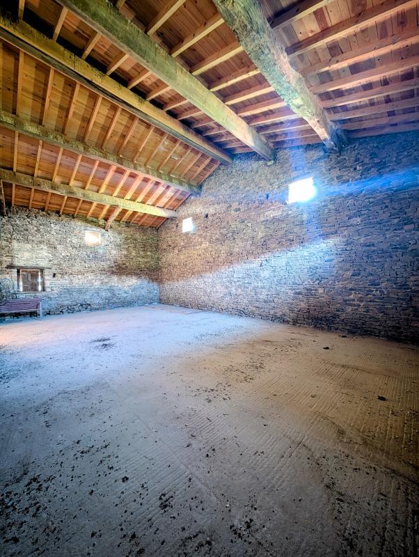 Maison - 220 m² - 7 pièces