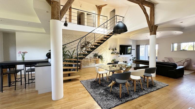 Fermette - 200 m² - 7 pièces