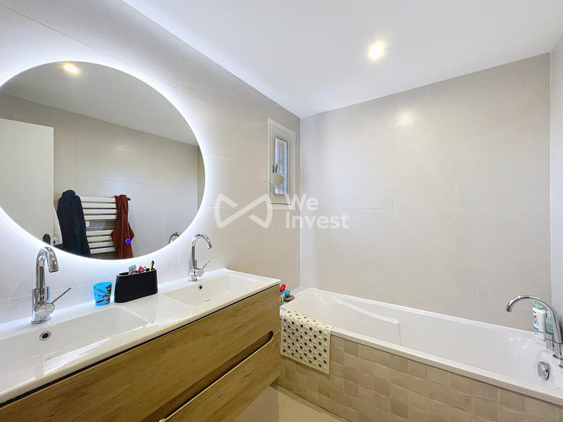 Maison traditionnelle - 110 m² - 5 pièces