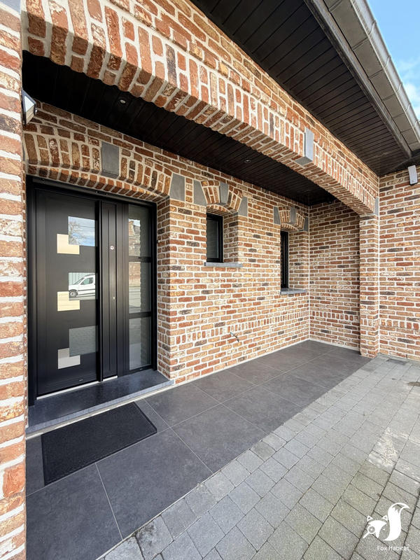 Maison - 214 m² - 6 pièces