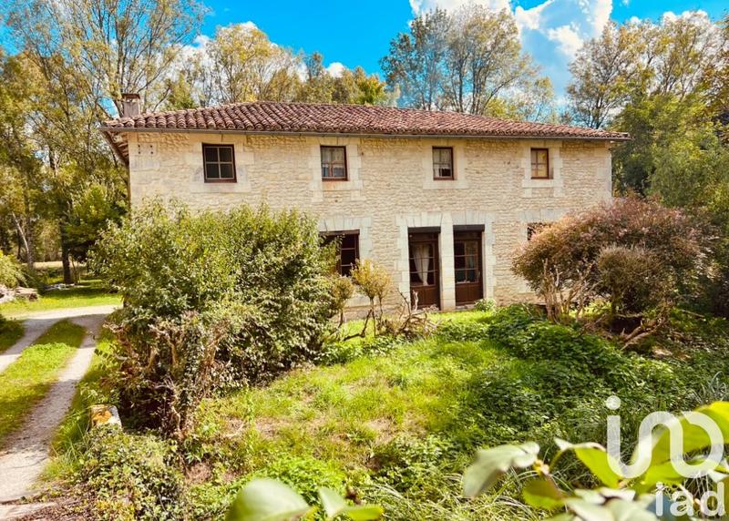 Maison - 200 m² - 6 pièces