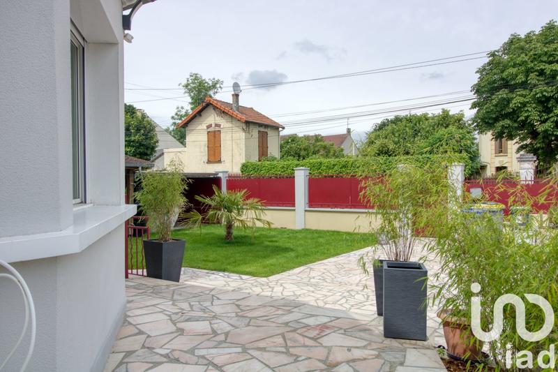 Maison - 200 m² - 8 pièces