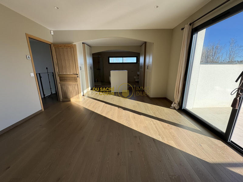 Villa - 169 m² - 5 pièces