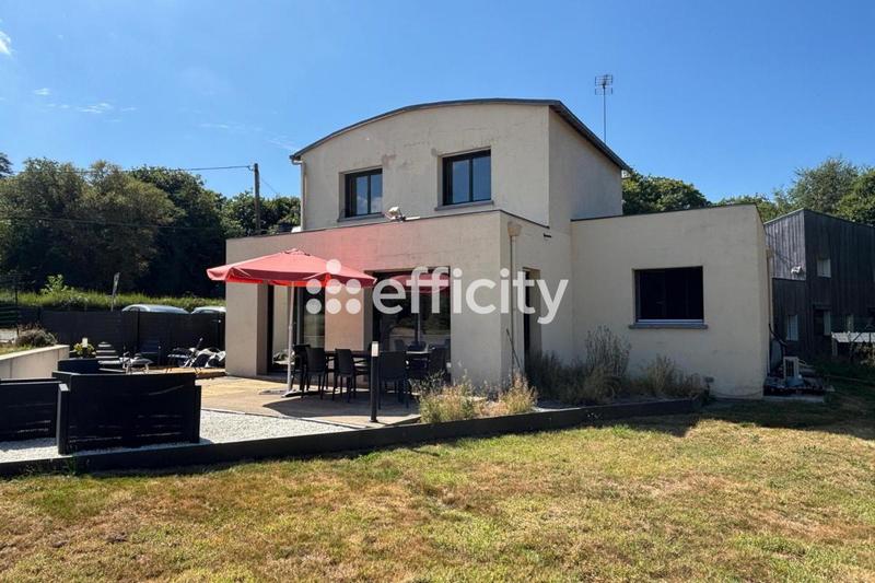 Maison - 101 m² - 5 pièces