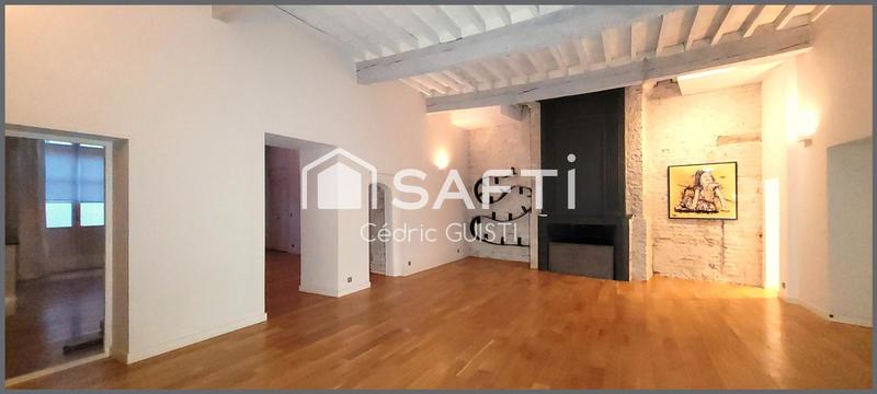 Appartement - 209 m² - 6 pièces