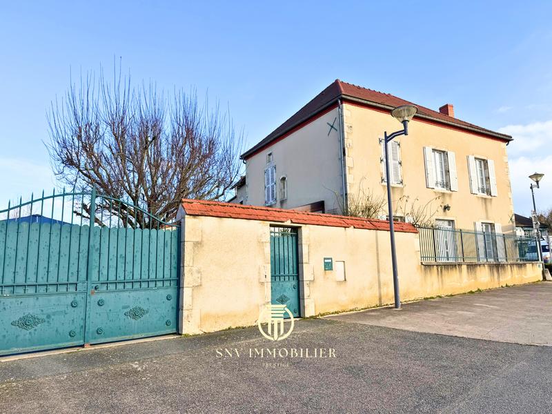 Maison de village - 160 m² - 7 pièces