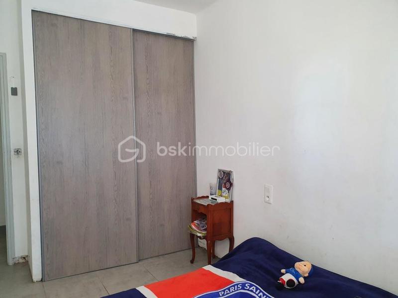 Maison - 214 m² - 8 pièces