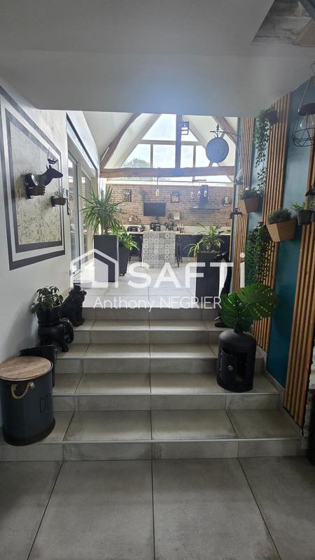 Maison - 163 m² - 6 pièces