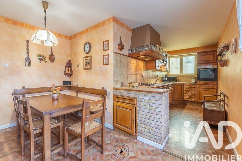 Maison - 194 m² - 7 pièces