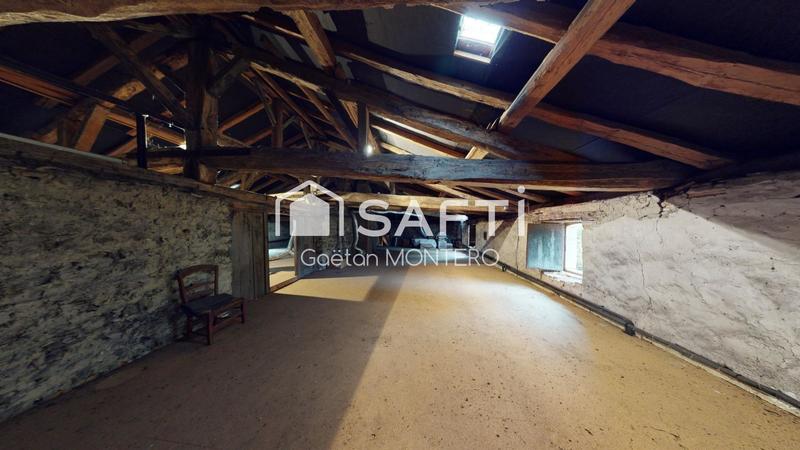 Maison - 260 m² - 8 pièces