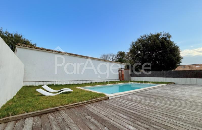 Maison - 151 m² - 6 pièces