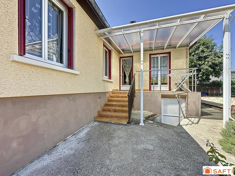 Maison - 104 m² - 6 pièces