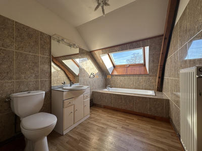 Maison - 121 m² - 5 pièces