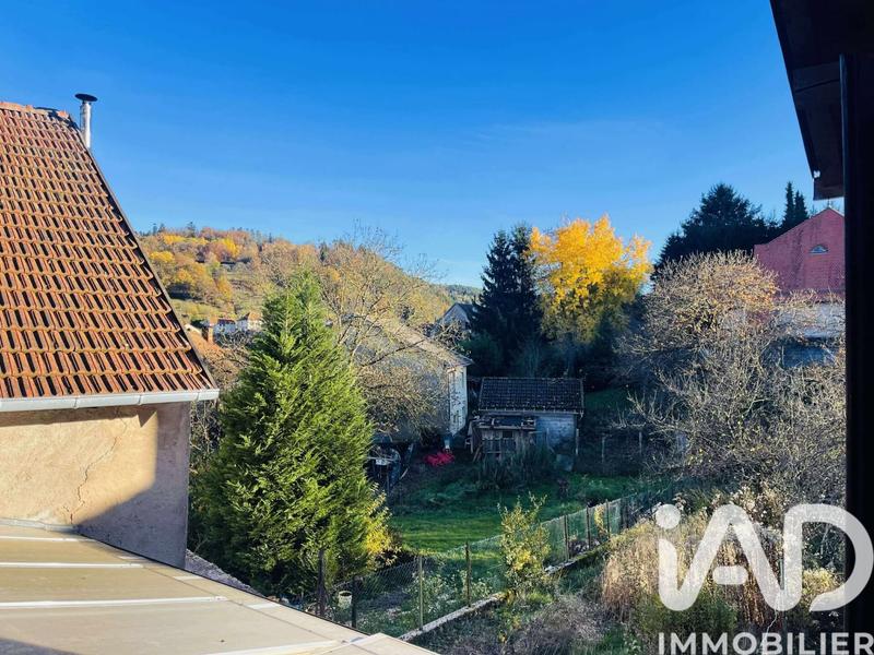 Maison - 143 m² - 9 pièces