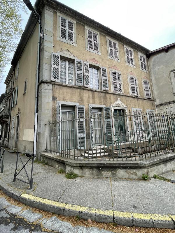 Immeuble - 306 m² - 10 pièces