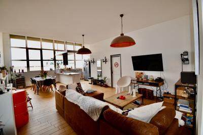 Appartement - 80 m² - 3 pièces