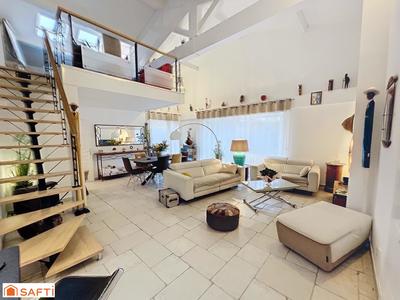 Villa - 163 m² - 6 pièces