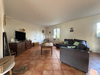 Maison - 111 m² - 6 pièces