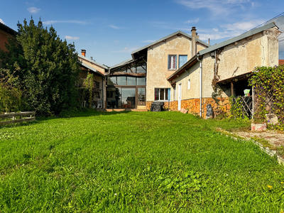 Maison - 239 m² - 11 pièces