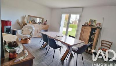 Maison - 92 m² - 5 pièces