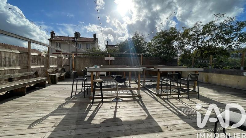 Loft - 245 m² - 5 pièces