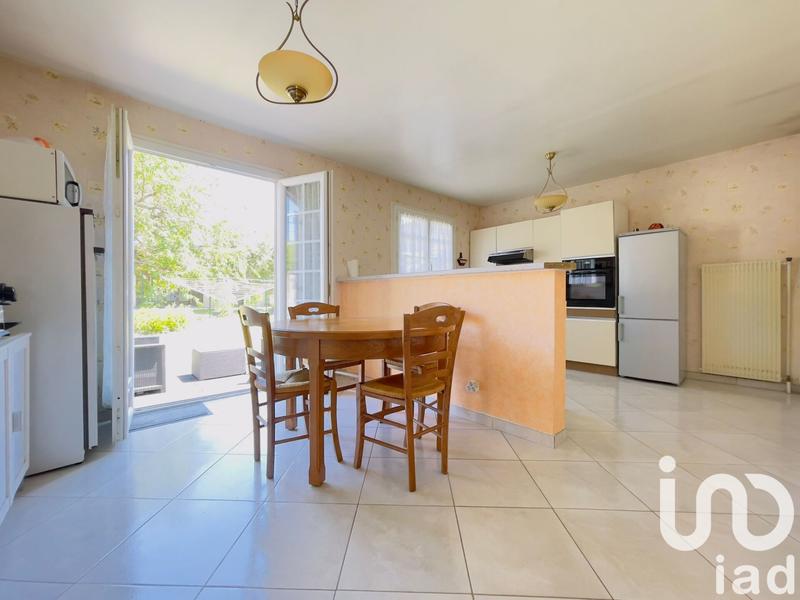 Maison - 99 m² - 5 pièces