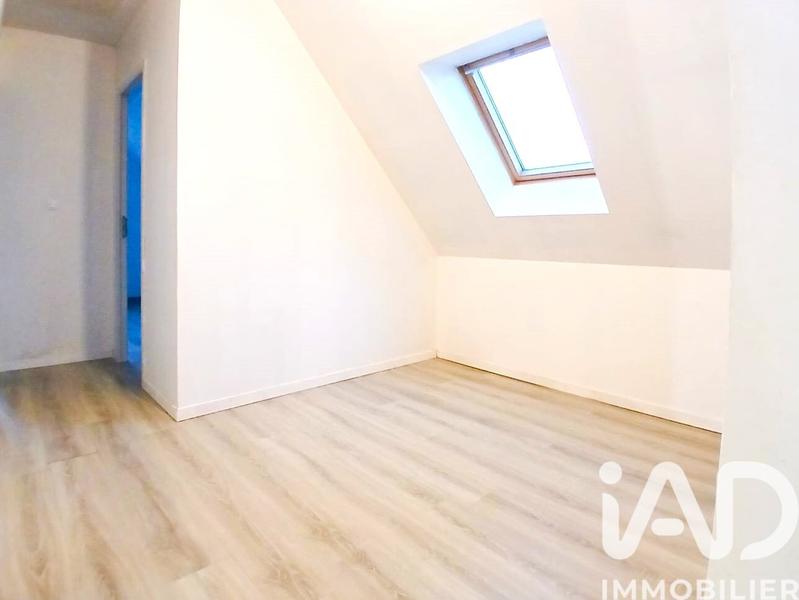 Maison - 98 m² - 6 pièces