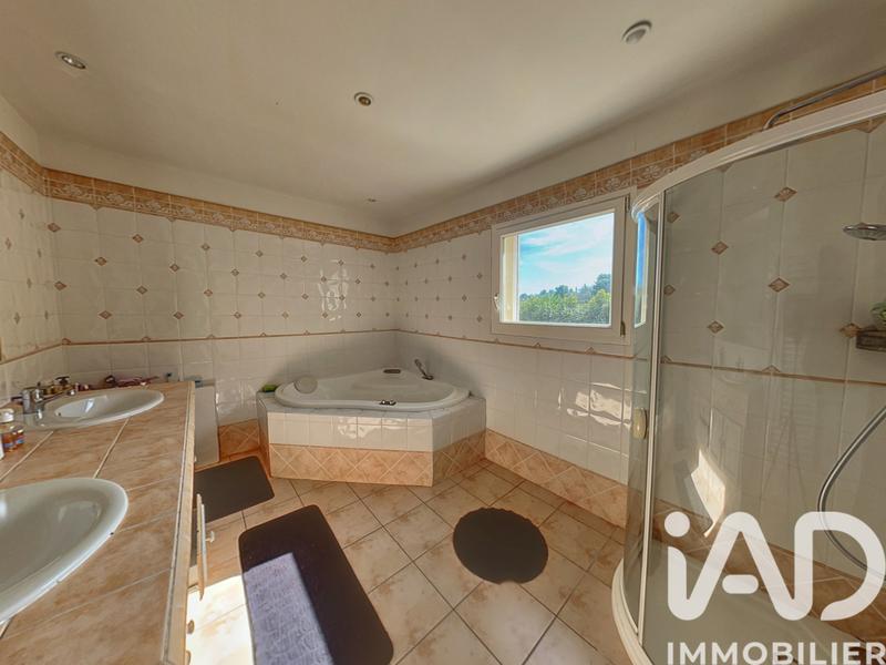 Maison de maîtres - 170 m² - 7 pièces