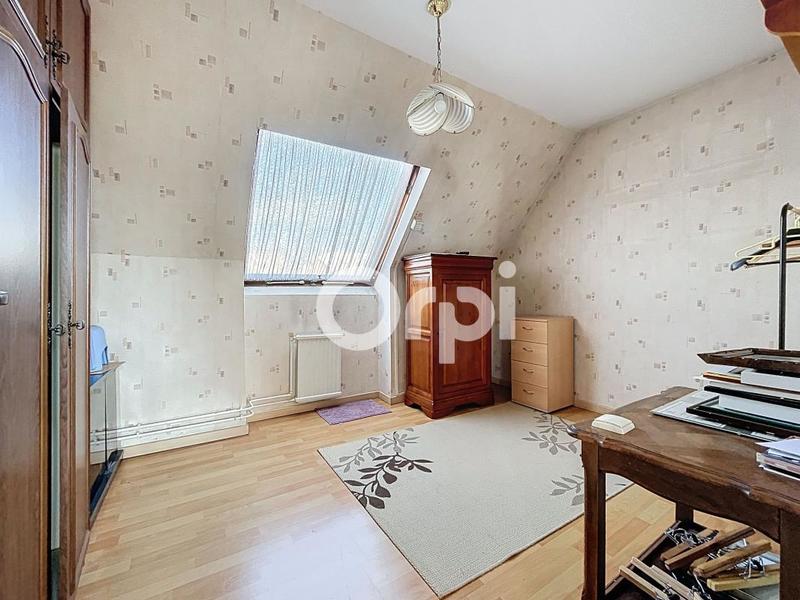 Maison - 98 m² - 4 pièces