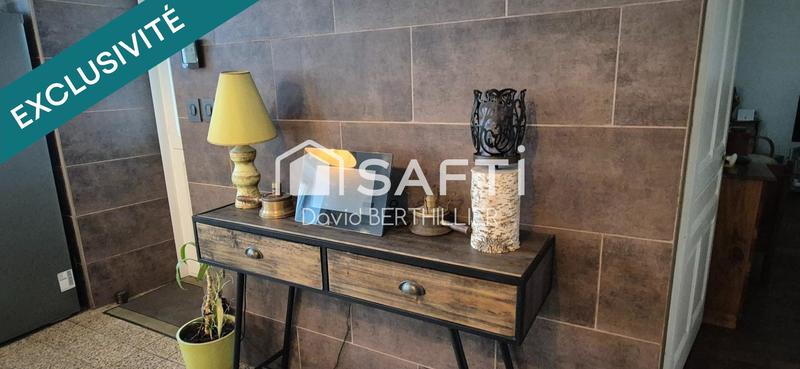 Maison - 250 m² - 10 pièces