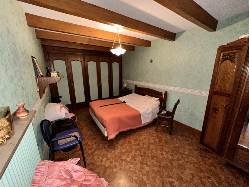 Viager - Maison ancienne - 98 m² - 5 pièces