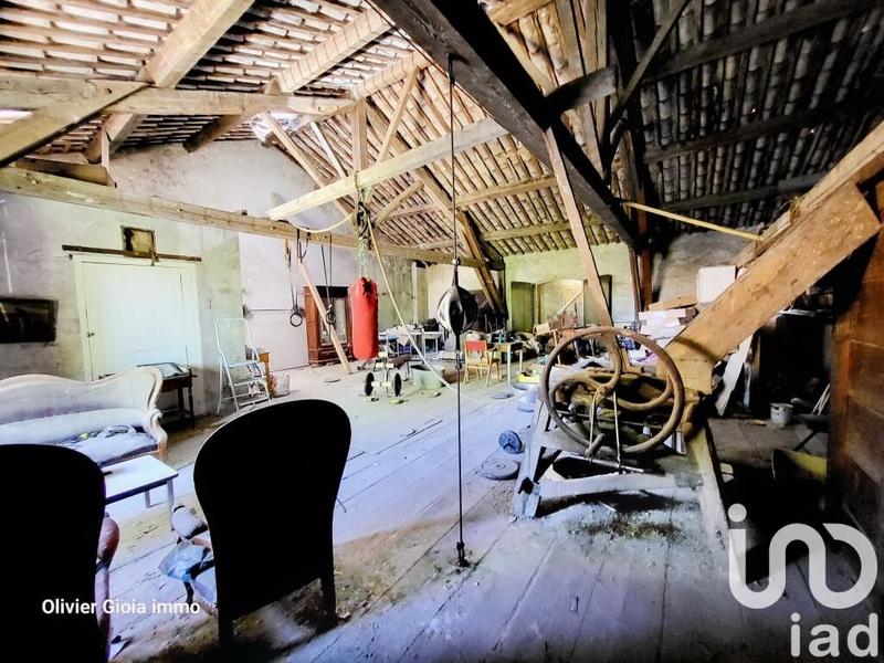 Maison - 275 m² - 11 pièces