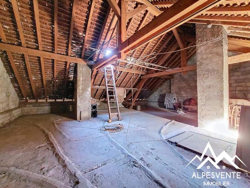 Maison ancienne - 293 m² - 13 pièces