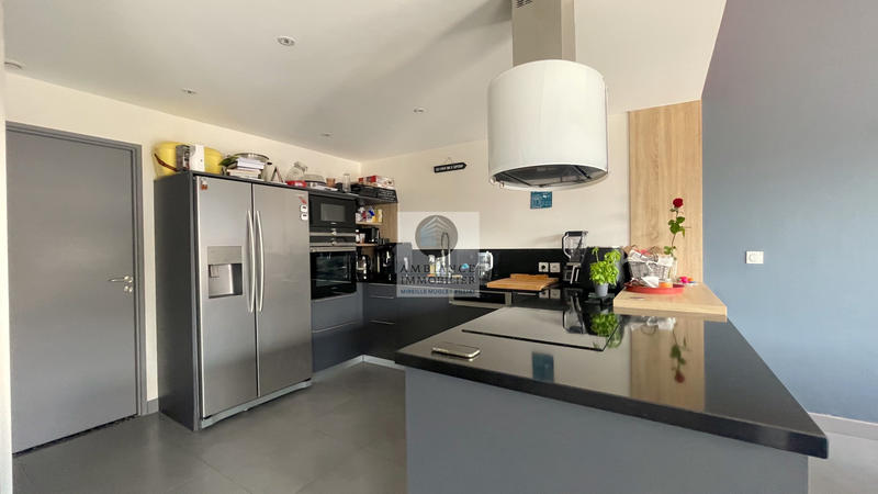 Appartement - 170 m² - 7 pièces