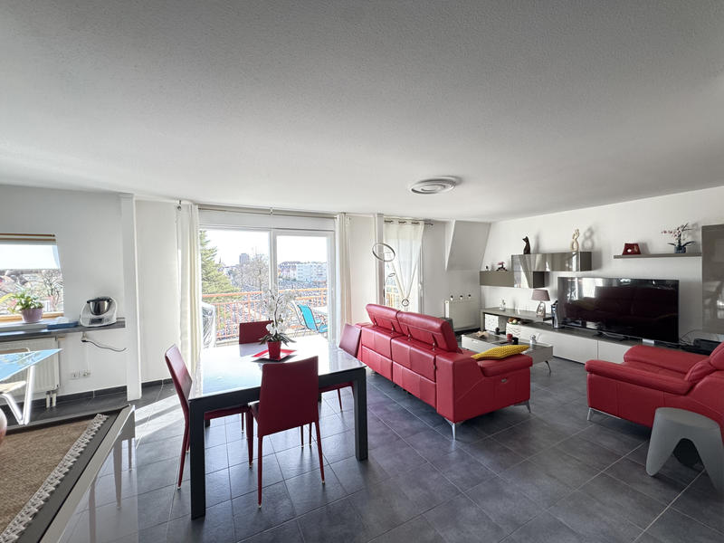 Appartement - 75 m² - 3 pièces