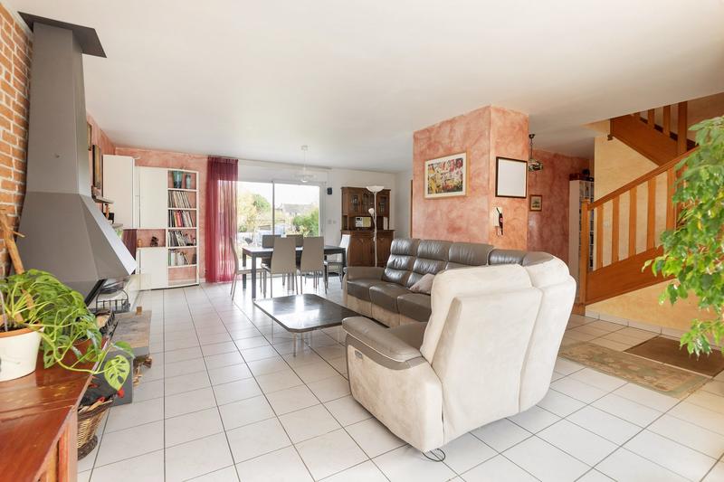 Maison - 184 m² - 6 pièces