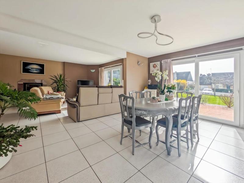 Pavillon - 146 m² - 6 pièces