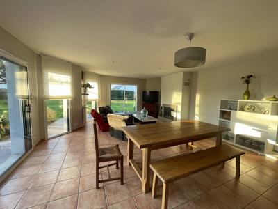 Maison - 151 m² - 6 pièces