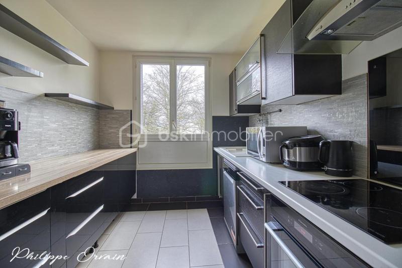 Pavillon - 94 m² - 6 pièces