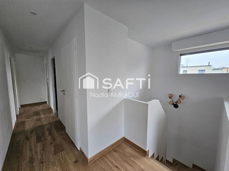 Maison - 171 m² - 7 pièces